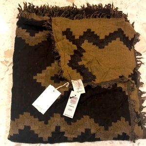 Aritzia Wilfred Diamond Mosaic Blanket Scarf
